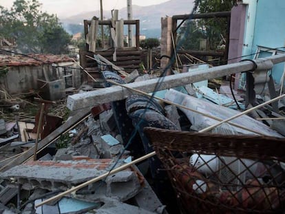 Una casa derrumbada por la explosión pirotécnica en A Torre (Paramos, Tui).