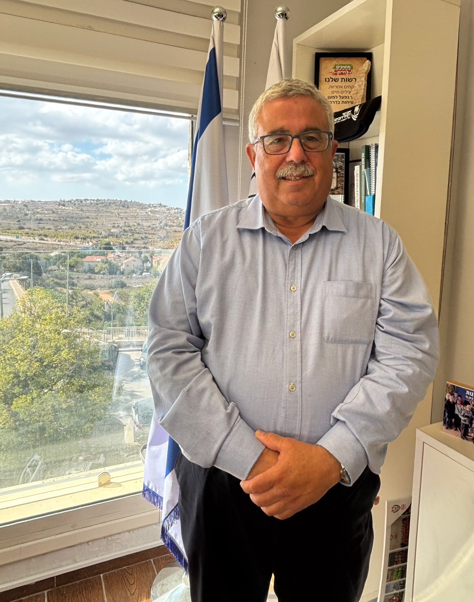 Dovi Shefler, presidente del Consejo de la colonia de Efrat, en su despacho, el 29 de octubre de 2026.