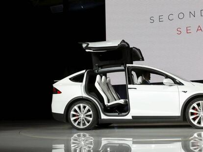 El todocamino el&eacute;ctrico Model X de Tesla