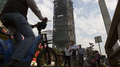 Uma obra em construção na Cidade do México.