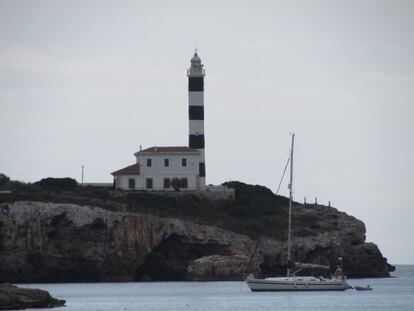 El far de Portocolom, a Mallorca. 