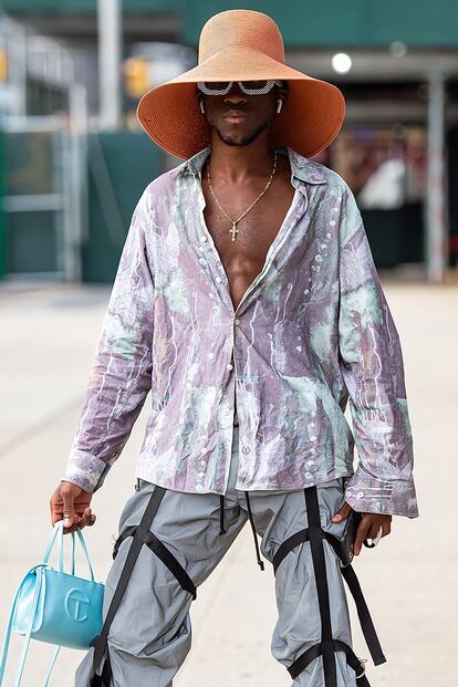 El bolso de Telfar, uno de los accesorios del año, no entiende de géneros.