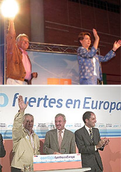 Arriba, Felipe González y Magdalena Álvarez, ayer en el cierre de campaña en Málaga. Debajo, Arenas, Ramón Luis Valcárcel y Francisco Camps, en Almería.