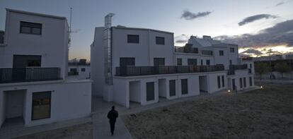 The housing department finally built in the Vallecas suburb of Madrid.