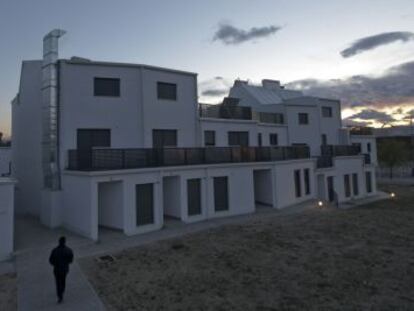 The housing department finally built in the Vallecas suburb of Madrid.