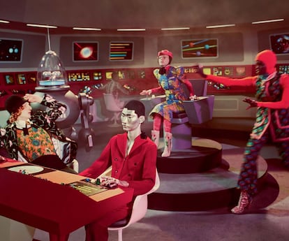 Gucci/ TM & © 2017 CBS Studios Inc. STAR TREK and related marks are properties owned by CBS Studios Inc. All Rights Reserved.