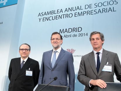 Javier Moll, nuevo presidente del Instituto de la Empresa Familiar; Mariano Rajoy, presidente del Gobierno y Jose Manuel Entrecanales, expresidente del IEF.