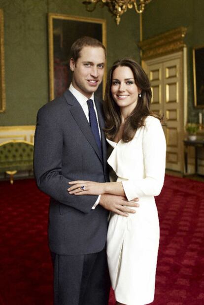 La foto oficial de Guillermo y Kate realizada por Mario Testino.