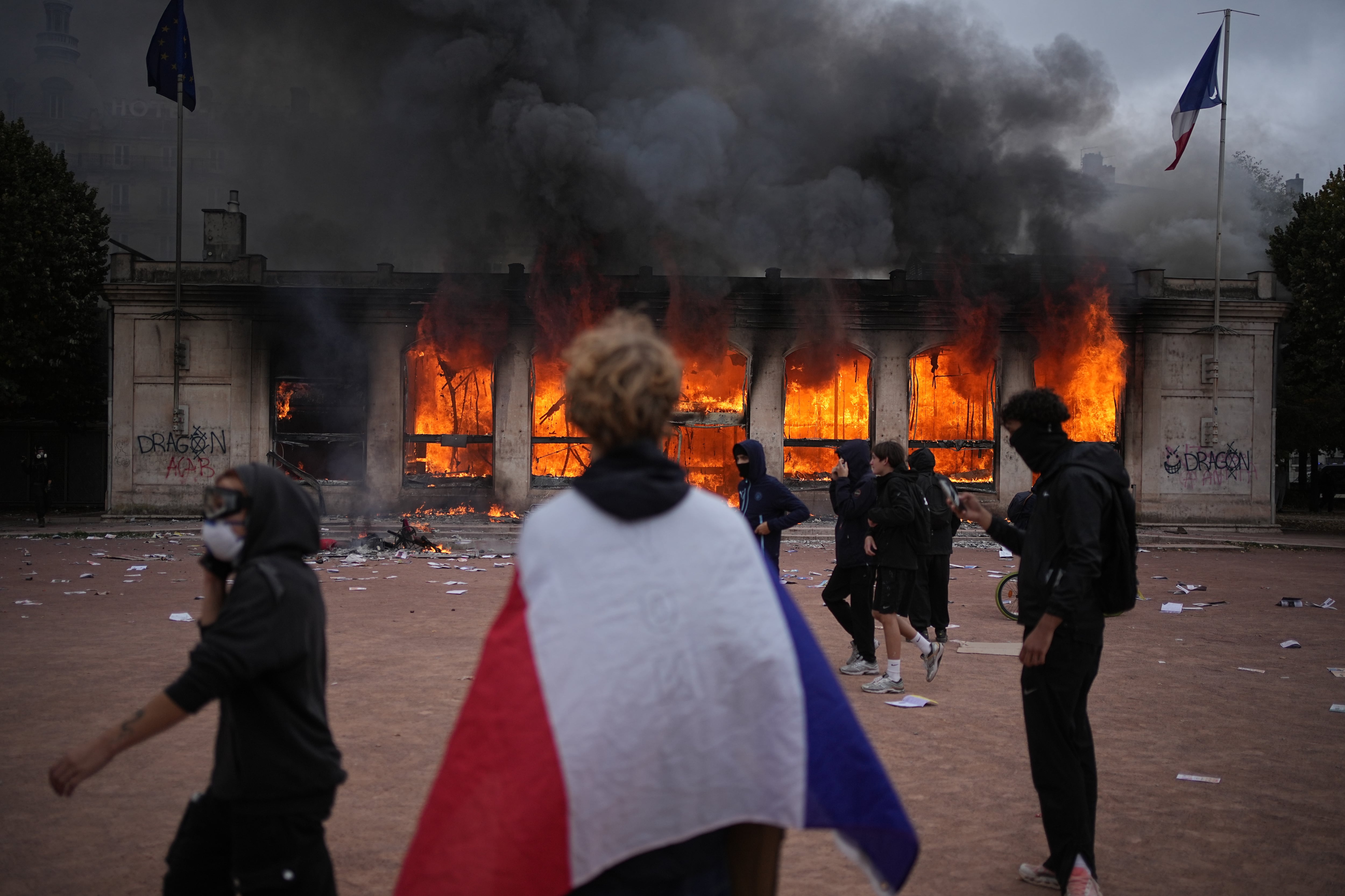 Caos en Francia: así se viven las protestas a lo largo de cinco ciudades