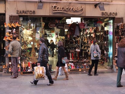 Zapatería en el centro de Madrid.