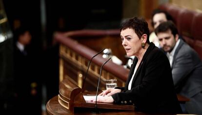 La portavoz de EH Bildu en el Congreso, Mertxe Aizpurua, durante su intervención este domingo en el Congreso.