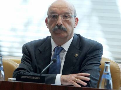 “Nada me gustaría más” que dar el nombre de los contratados a dedo