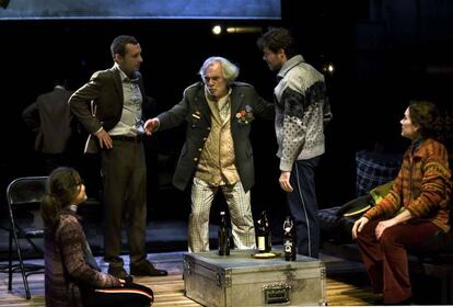 De izquierda a derecha, Elena Tarrats, Pablo Derqui, Lluís Marco e Ivan Benet.