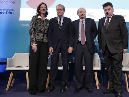 De izda. a dcha.: Alejandra Kindelan, Francisco Pérez, Fernando Fernández y Santiago Carbó. 