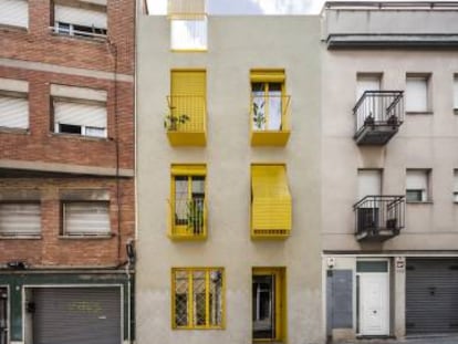 Vista del edificio en el barrio de Horta.