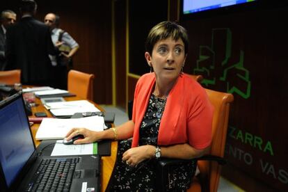 Arantza Tapia, en el Parlamento vasco.
