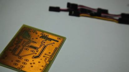 Microchip, parte del proyecto de Karlos Gil &#039;Moon Museum en LABoral, en Gij&oacute;n.