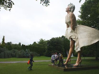 &#039;Forever Marilyn&#039;, desplazada desde California, es una de las esculturas más populares de la muestra escult&oacute;rica de Seward Johnson en el parque Grounds for Sculpture (Nueva Jersey).