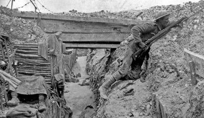 Una trinxera al front durant la Primera Guerra Mundial.