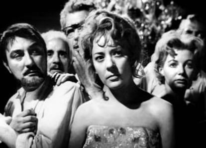 Fotograma de 'El ángel exterminador', de Luis Buñuel.