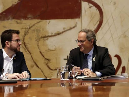 Pere Aragonès i Quim Torra, en la reunió setmanal del Govern.