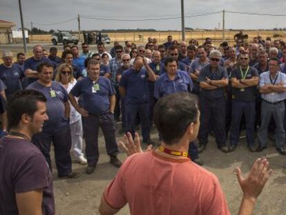 Concentraci&oacute;n de los trabajadores de la base de Mor&oacute;n, en septiembre.