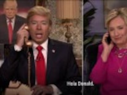 El humorista Jimmy Fallon imita al candidato republicano y recrea una conversación teléfonica con Clinton