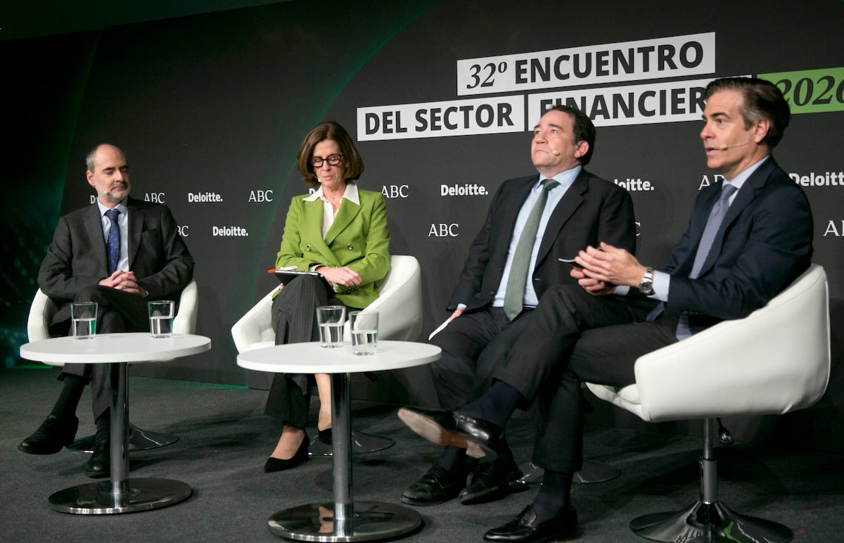 La banca negocia con el ICO para participar en la gestión del fondo soberano del Gobierno