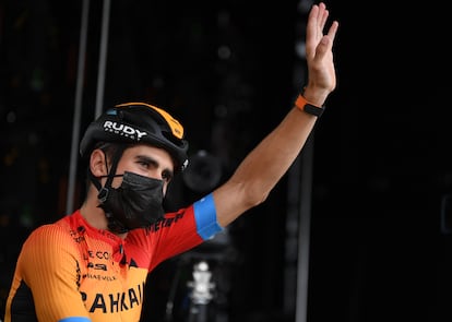 Mikel Landa, antes de la salida la novena etapa del Tour.