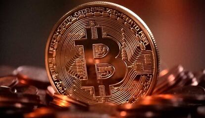 El Bitcoin sigue aumentando su valor a la vez que desciende su aceptación entre los vendedores