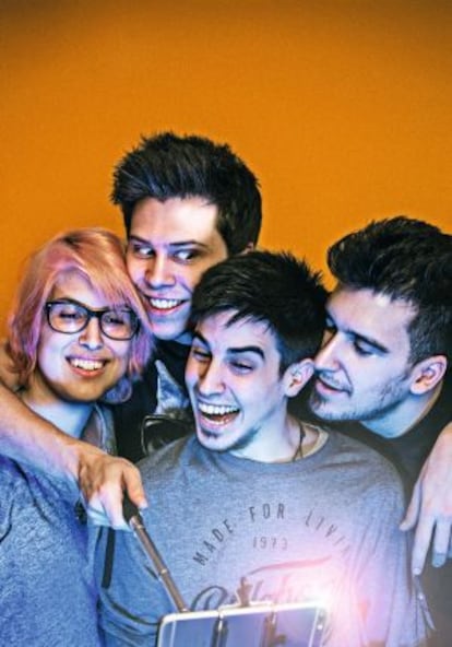 De izquierda a derecha, los ‘youtubers’ YellowMellow, El Rubius, Alexby y Mangel, fotografiados en Madrid.