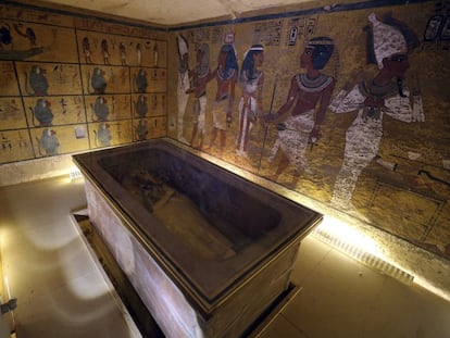 Interior de la cámara funeraria de Tutankamón.