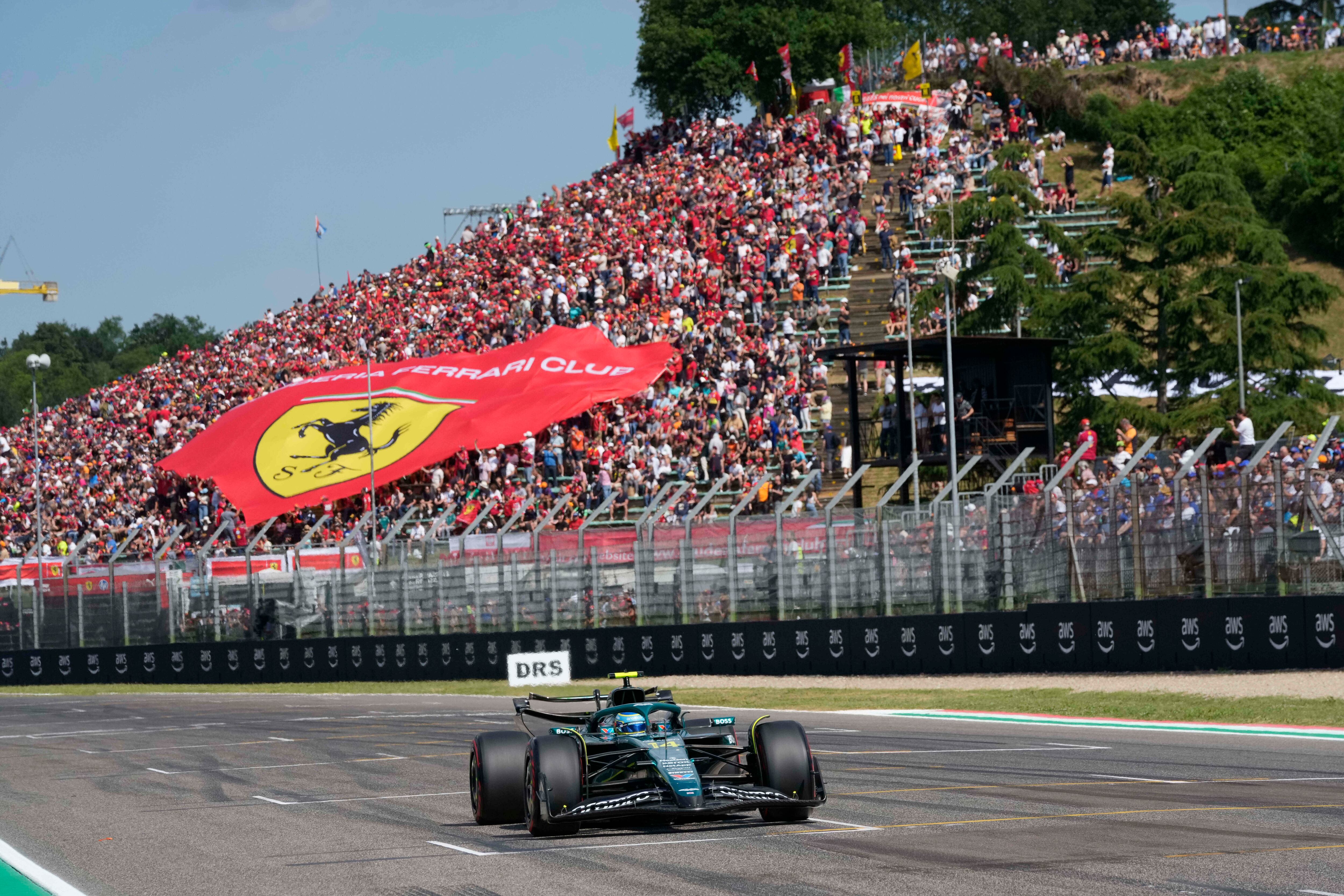 La sorprendente quinta posición de Alonso en Imola y la decepcionante temporada de Lewis Hamilton