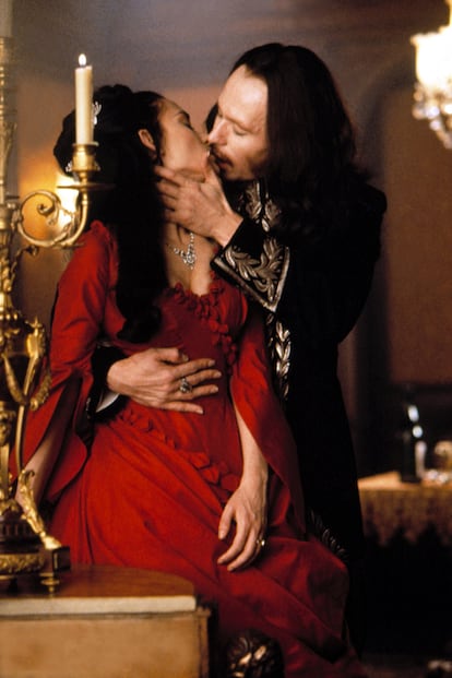 Winona Ryder y Gary Oldman en Drácula de Bram Stoker (Francis Ford Coppola, 1993).