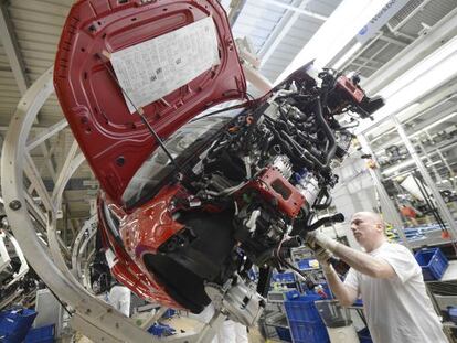 Planta de Volkswagen, en Wolfsburg, que importa muchos de sus componentes. 