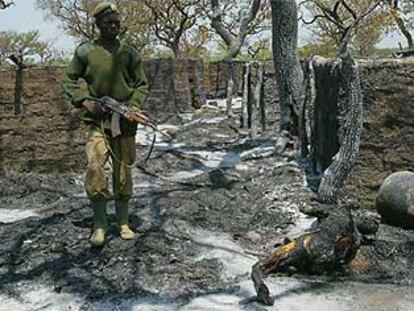 El Ejército de Uganda promete vengar la matanza del campo de desplazados