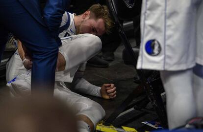 Doncic, tras lesionarse en el Dallas-Miami.