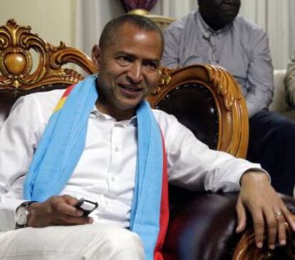 Katumbi habla con sus seguidores tras su ruptura con Kabila, el pasado 11 de mayo en Katanga.