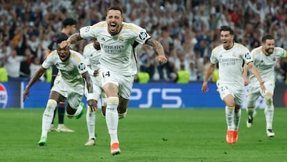 Joselu celebra su segundo gol frente al Bayern.