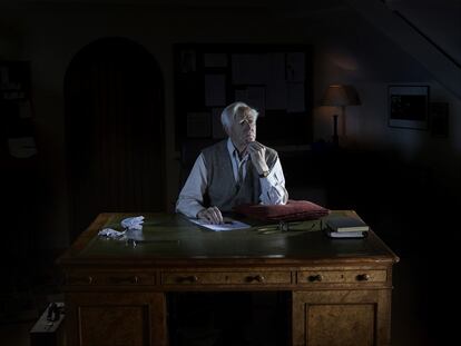 John le Carré quiere contarles un secreto