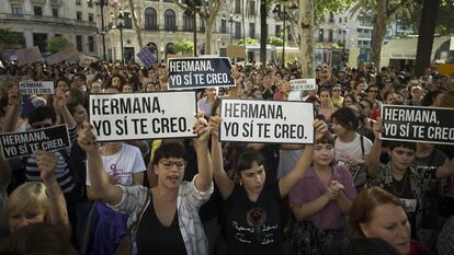 Concentración este jueves en Sevilla contra la sentencia a los miembros de La Manada.