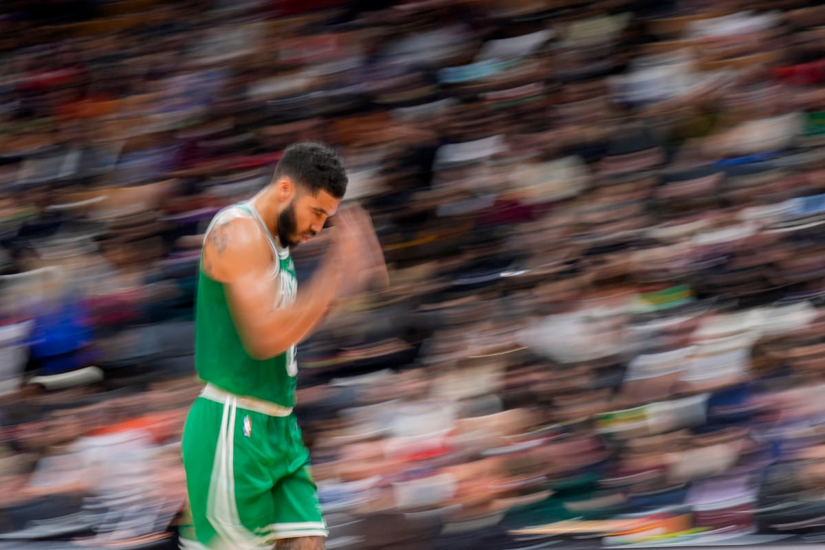 The Celtics, against the champion’s curse