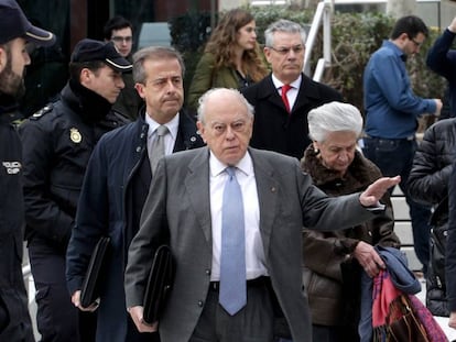 Jordi Pujol en la salida de la Audiencia Nacional en 2016.