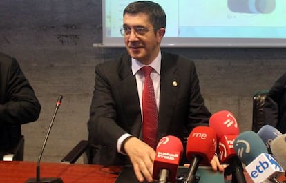 Patxi López, durante la inauguración ayer del congreso de la UPF en Bilbao.