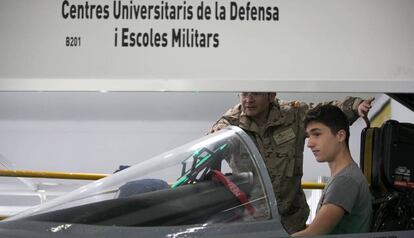 Estand del Ejército en el Saló de l'Ensenyament de Barcelona de 2018.