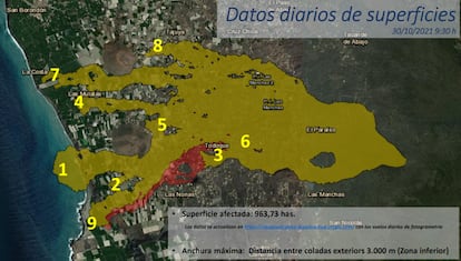 En amarillo, la zona arrasada por el volcán desde que entró en erupción. La colada que avanza con velocidad es la número 3, marcada en rojo en la imagen del Pevolca.