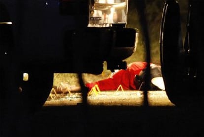 El cuerpo de Prisciliano Rodríguez yace la madrugada del viernes en Doctor González.