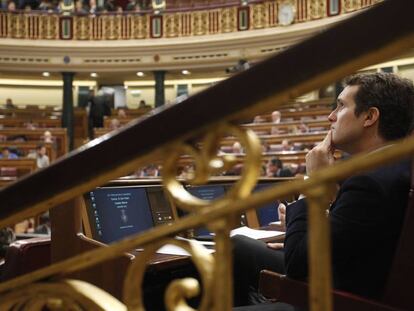 Pablo Casado, en la sesión ordinaria del Parlamento, el pasado miércoles. 