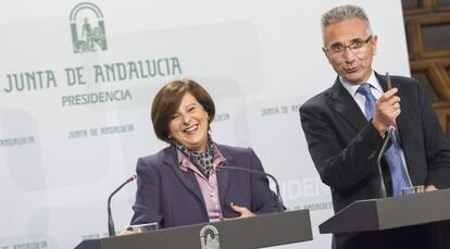 El portavoz Miguel Ángel Vázquez y la consejera María José Sánchez.