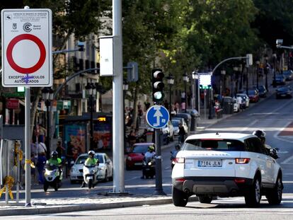 Una de las entradas a Madrid Central, que va a ser rebajada por el alcalde de Madrid.